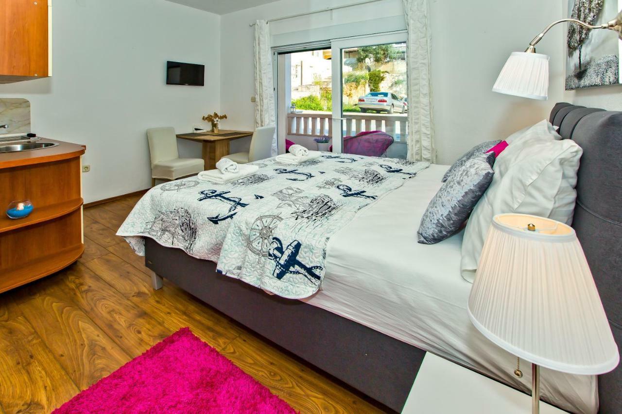 Apartments Bubalo Hvar Town Eksteriør billede